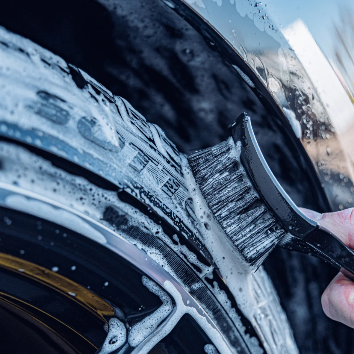 Tire Brush - Image 3